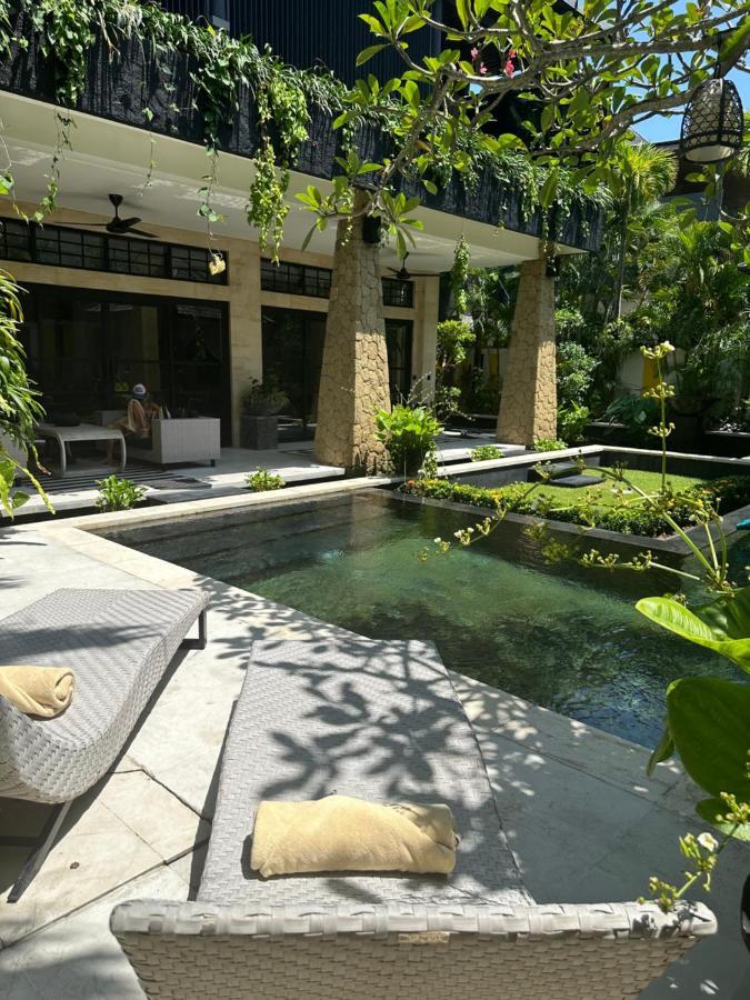 Amanputri Villa Seminyak  Bagian luar foto